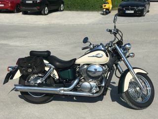 Honda Shadow VT750 c2 Cruiser Beige/Verde