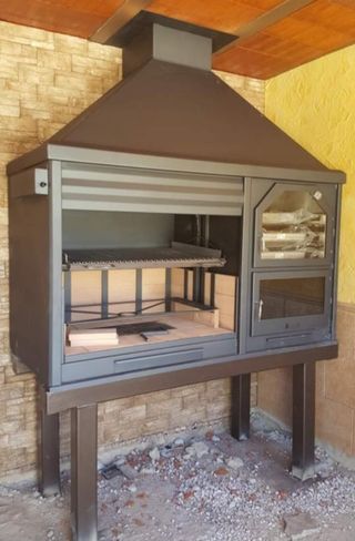Barbacoa Forno a Legna in Metallo