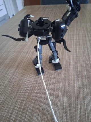 Lego Marvel Mech Venom 76276