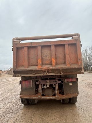 Mercedes-Benz 2635 SK Dumper