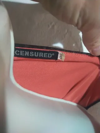 Camisa ,top de fiesta negra y coral preciosa