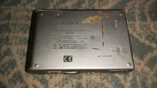 Sony MZ-R30 MD Walkman Digital Mega Bass