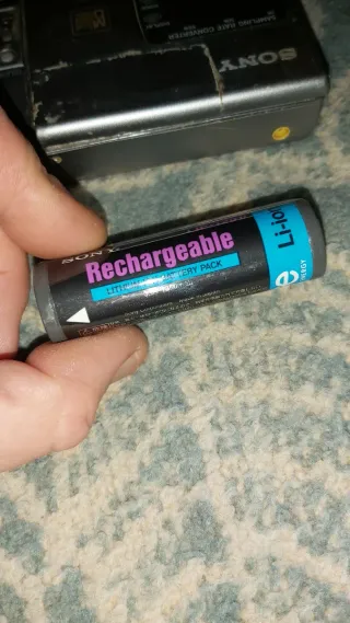 Sony MZ-R30 MD Walkman Digital Mega Bass