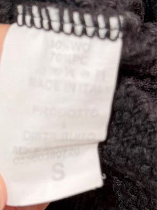 Maglioncino nero collo alto