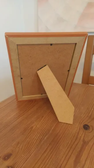 Marco de fotos de madera color miel