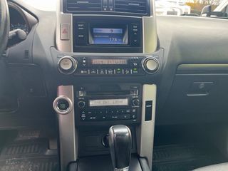 Toyota Land Cruiser 2012