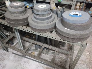 Herramientas y tornillería