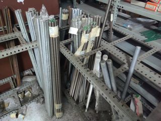 Herramientas y tornillería