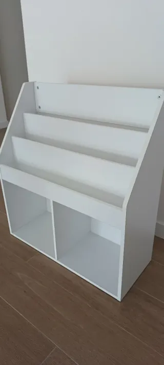 Librería infantil madera blanca