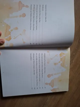 Voces que cuentan (novela gráfica): Una antología