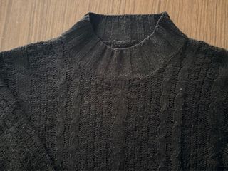 Maglioncino nero collo alto