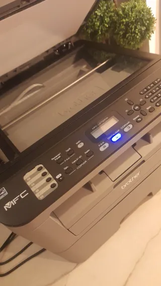 Impresora Láser Multifunción Brother MFC