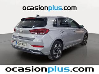 Hyundai i30 1.0 TGDI 48V Klass DCT 74 kW (100 CV)