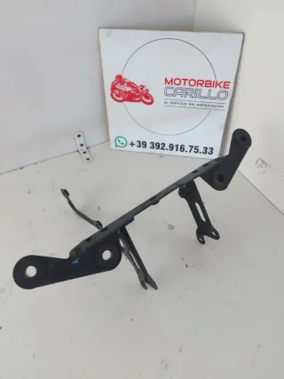 Supporto radiatore olio Aprilia Tuono 1000 03/05