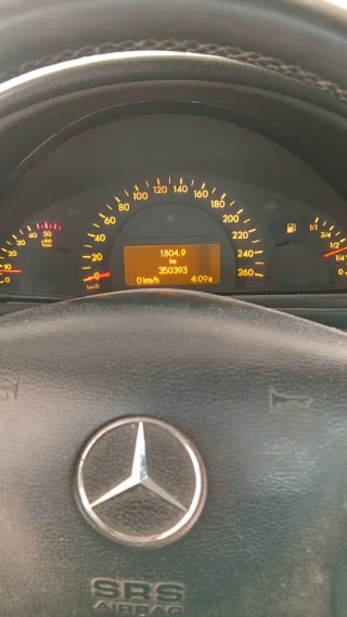 Mercedes-Benz Clase C 2003