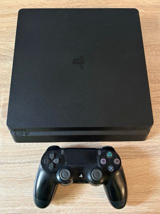 PS4 1TB (PlayStation 4) Negra + GTA V