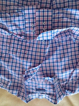 Camisa Tommy Hilfiger cuadros azul y rosa