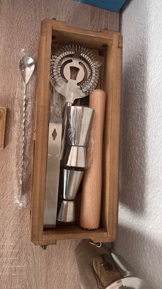 Set Coctelería Premium Madera y Metal