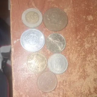 Lote de monedas extranjeras