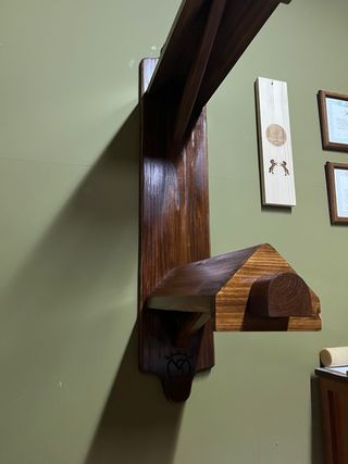 Monturero de pared doble.