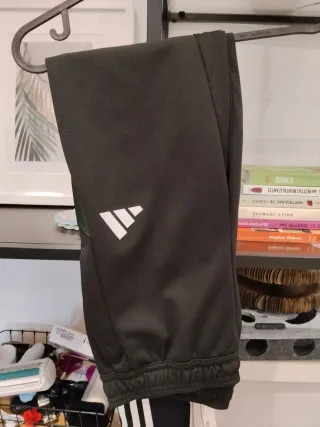 Pantalón Adidas