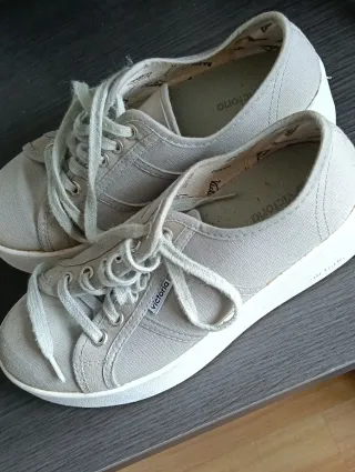 Zapatos Victoria plataforma mujer grises