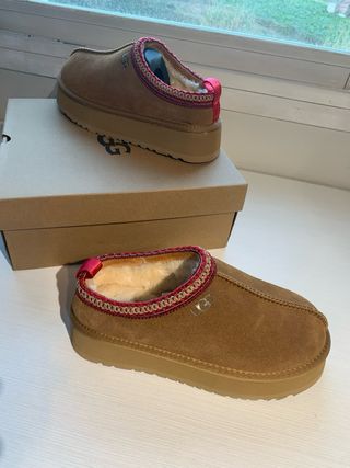 Botas UGG Nuevas Talla 39 Marrón