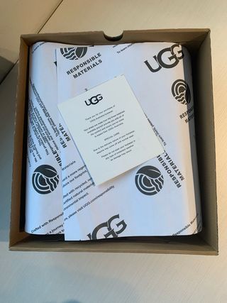 Botas UGG Nuevas Talla 39 Marrón