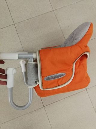 Trona de mesa Brevi naranja