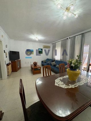 Casa adosada en venta en Centre en Castellar del Vallès