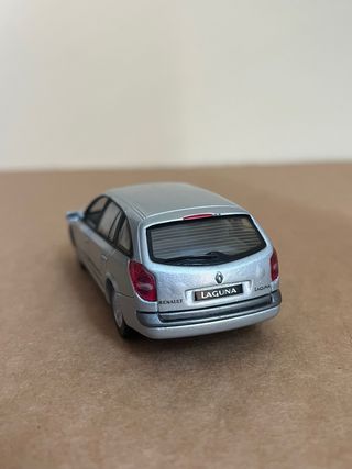 Renault Laguna 1:43