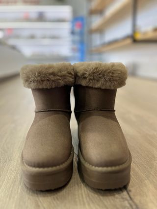 Botas australianas T34 beige/marrón