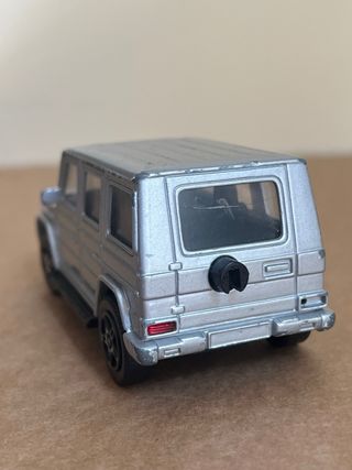 Mercedes Classe G 1/43