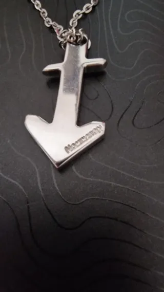 Collana con ciondolo a forma di segno zodiacale