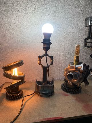 Lámpara Diseño Pistón Motor