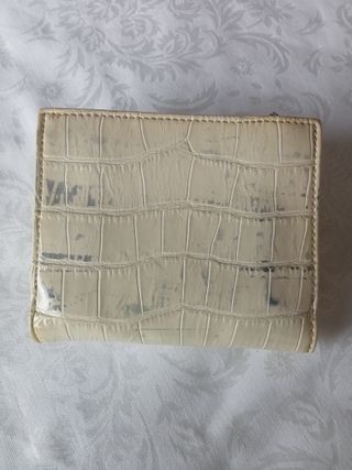 Cartera Monedero Guess Beige Cocodrilo