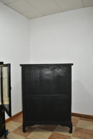 Antiguo mueble auxiliar Chino