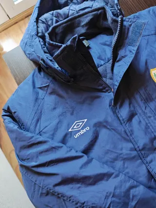 Abrigo Oficial Rayo Vallecano Umbro Talla L