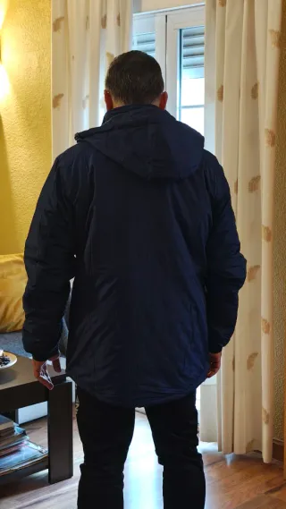 Abrigo Oficial Rayo Vallecano Umbro Talla L