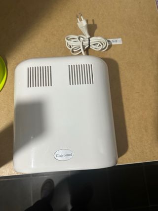 Secador de uñas Vitalcontrol blanco