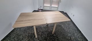 Mesa extensible 90x90 cerrada / 90x180 abierta