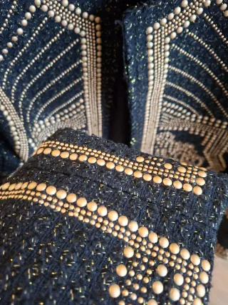 Chaqueta fiesta negra y dorada bordada