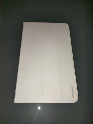 Tablet Samsung Blanca + funda