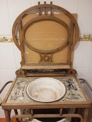 Lavabo antiguo madera y cristal