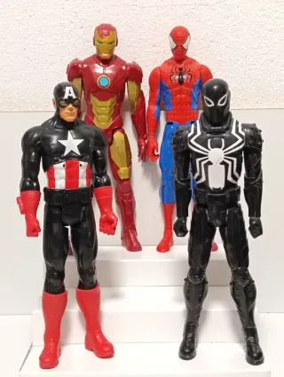 Lote 4 figuras 30 cm super heróis Marvel Hasbro