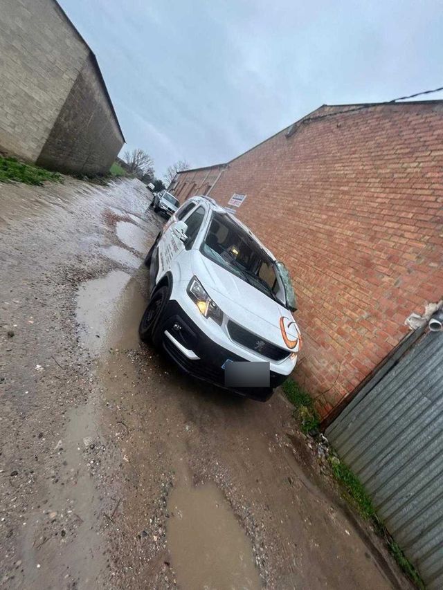 Frontal Peugeot Rifter 2020