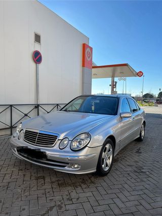 Mercedes-Benz Clase E  270 W211