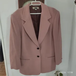 Lote di cappotti rossi