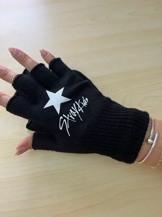 Guantes sin dedos Stray Kids
