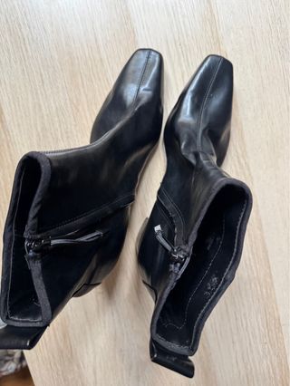 Botines Zara Negros Tacón Cuadrado